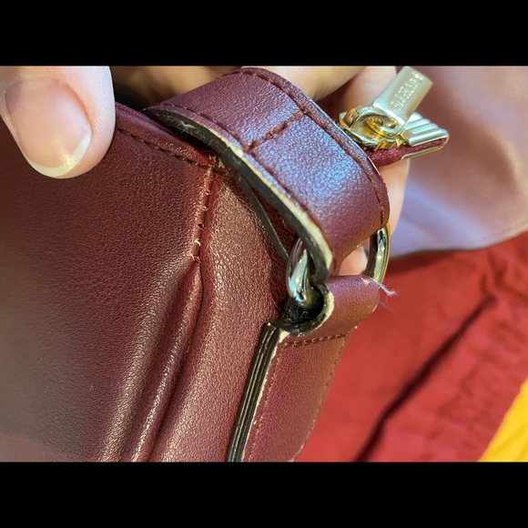 Angela Roi- Vegan Morning Crossbody- Bordeaux - Picture 11 of 16
